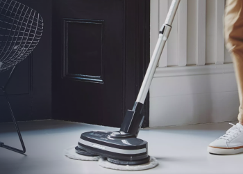 Aircraft Vacuums: Redefining Home Cleaning with Style, Performance, and Precision