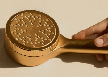 Curo Skin: Elevating Your Shower Experience for Healthier Skin and Hair