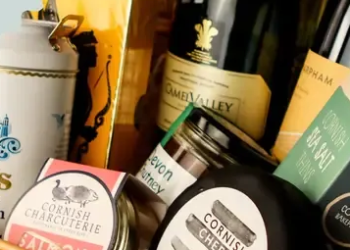 Understanding Devon Hampers: A Taste of the Westcountry