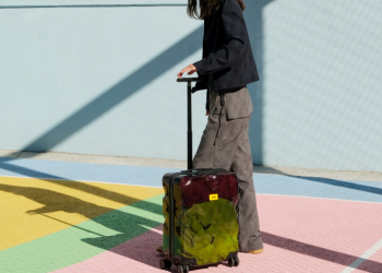 Stile e personalità in viaggio con Crash Baggage