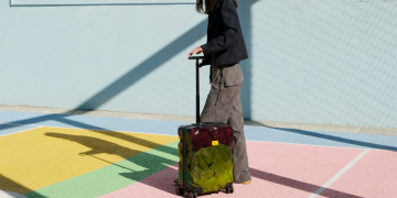 Stile e personalità in viaggio con Crash Baggage
