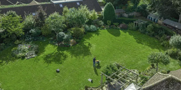 Robot rasaerba avanzati per il giardino con Navimow