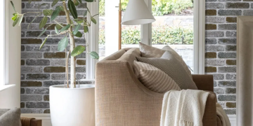 Commomy Decor: Easy Wall Updates With Peel-and-Stick Design